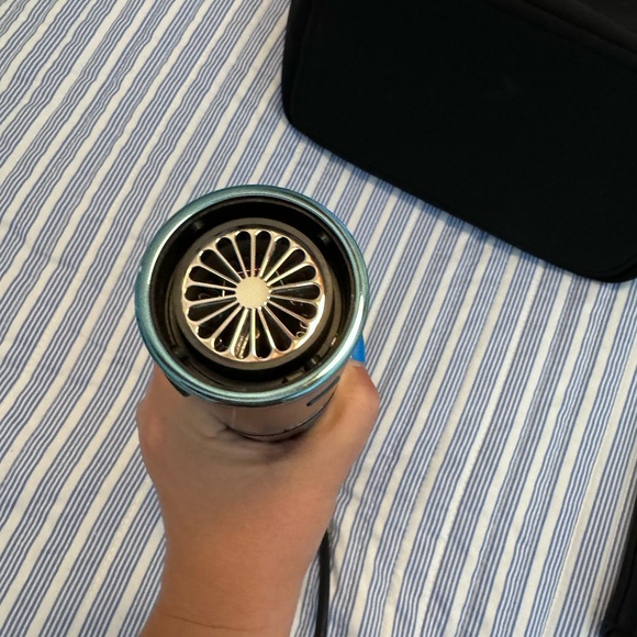 Shark Flexstyle Frizz Fighter Finishing Tool Limited Edition Gift Set - Picture 4 of 10